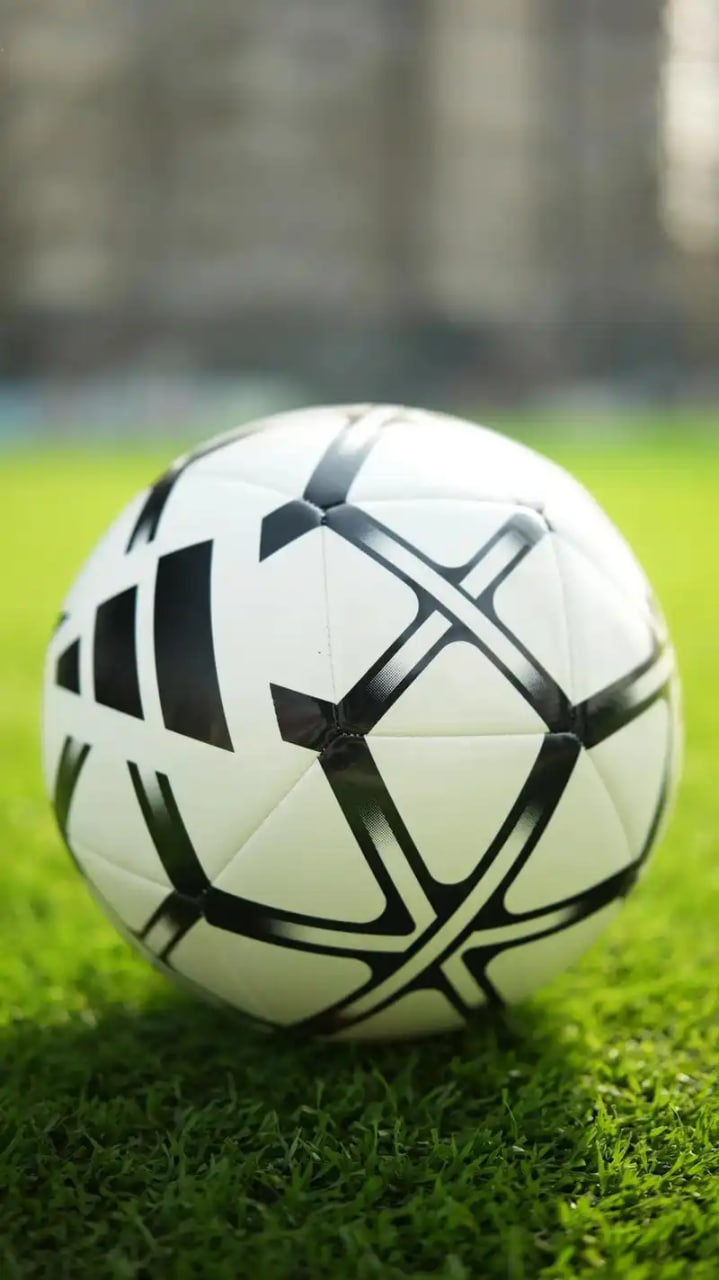 足球比分预测分析工具主界面展示